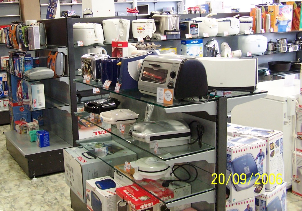 estanterias metalicas con estante de cristal